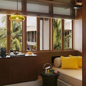 Intercontinental Club Twin Room Non-Smoking